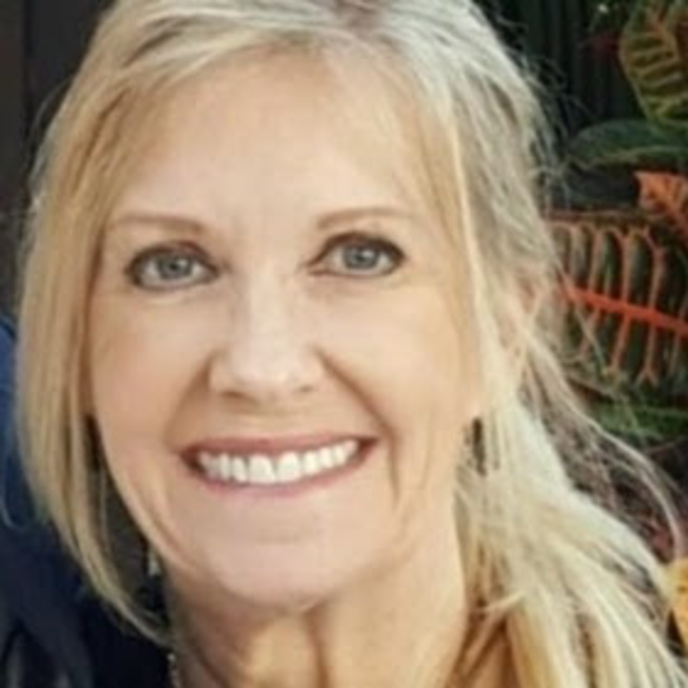 Meet your Posher, Deborah